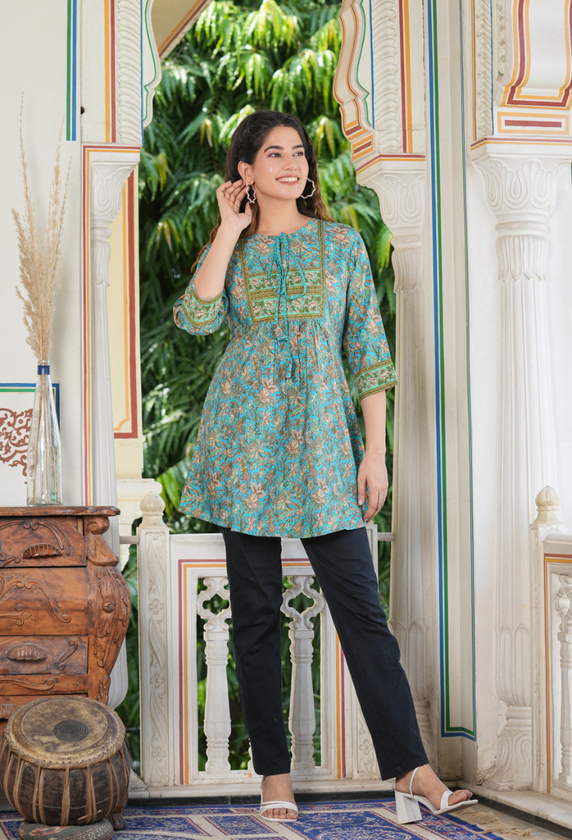 Womens Green Polyester Floral Kurti