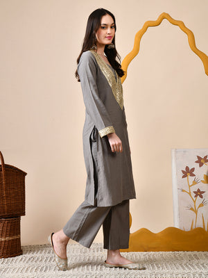 Color_Grey