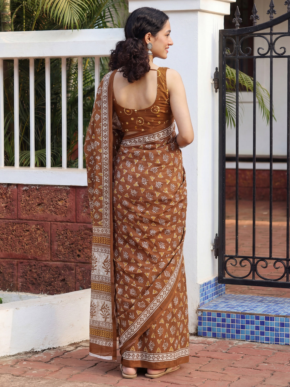 Color_Brown