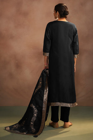 Color_Black