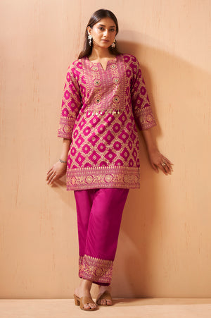 Color_Pink