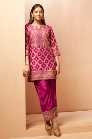Color_Pink