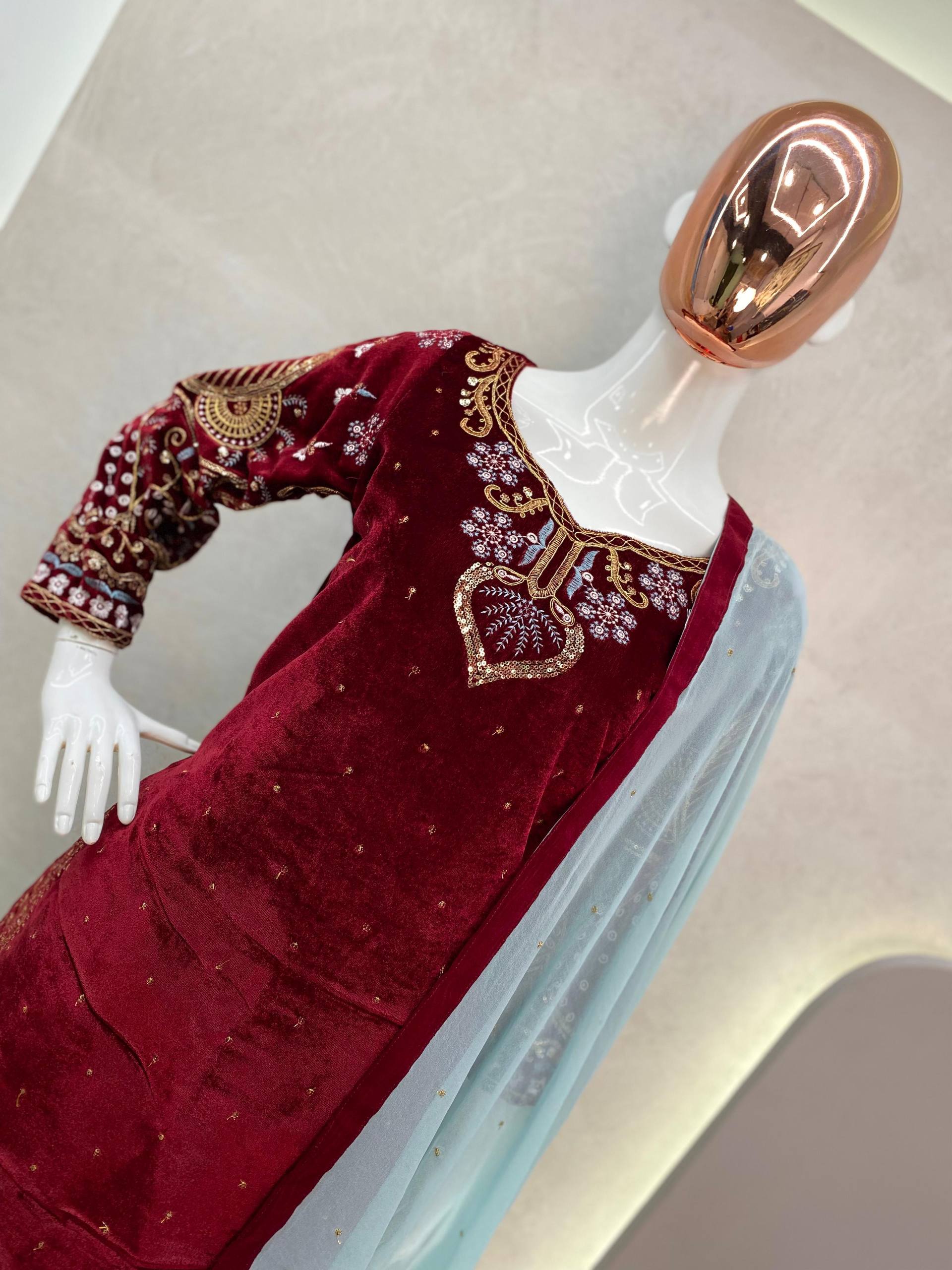 Color_Maroon