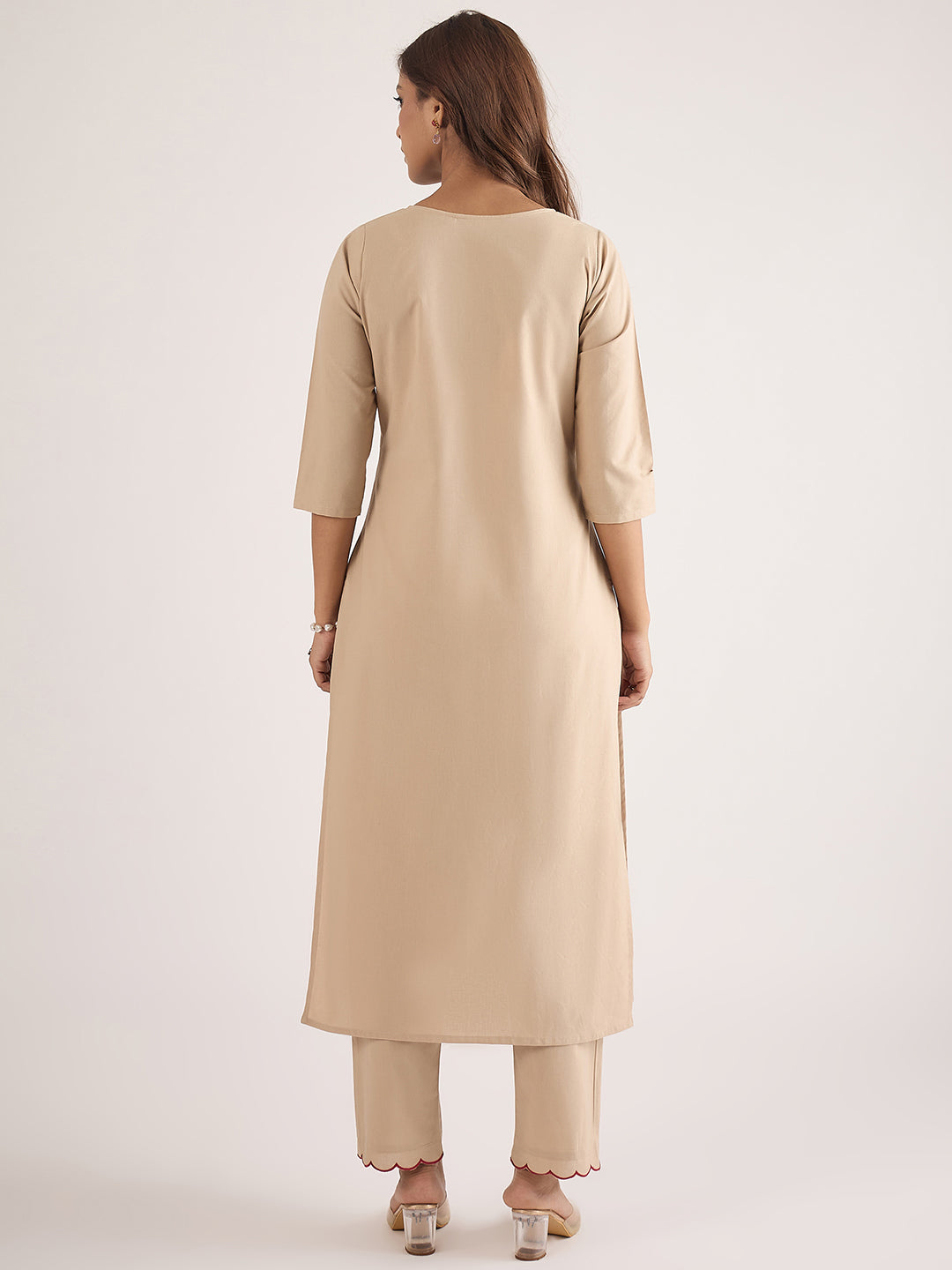 Color_Beige