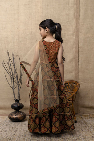 Color_Brown