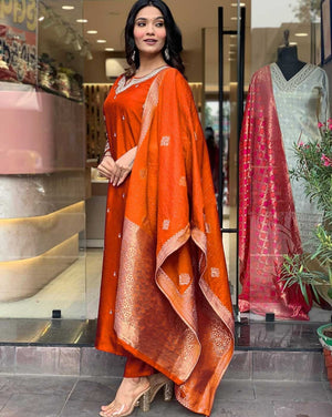 Color_Orange