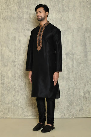 Color_Black