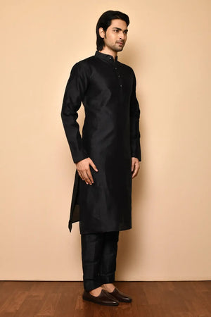 Color_Black