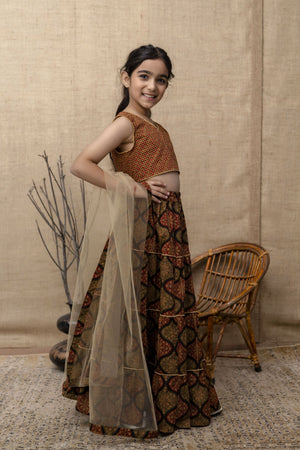 Color_Brown