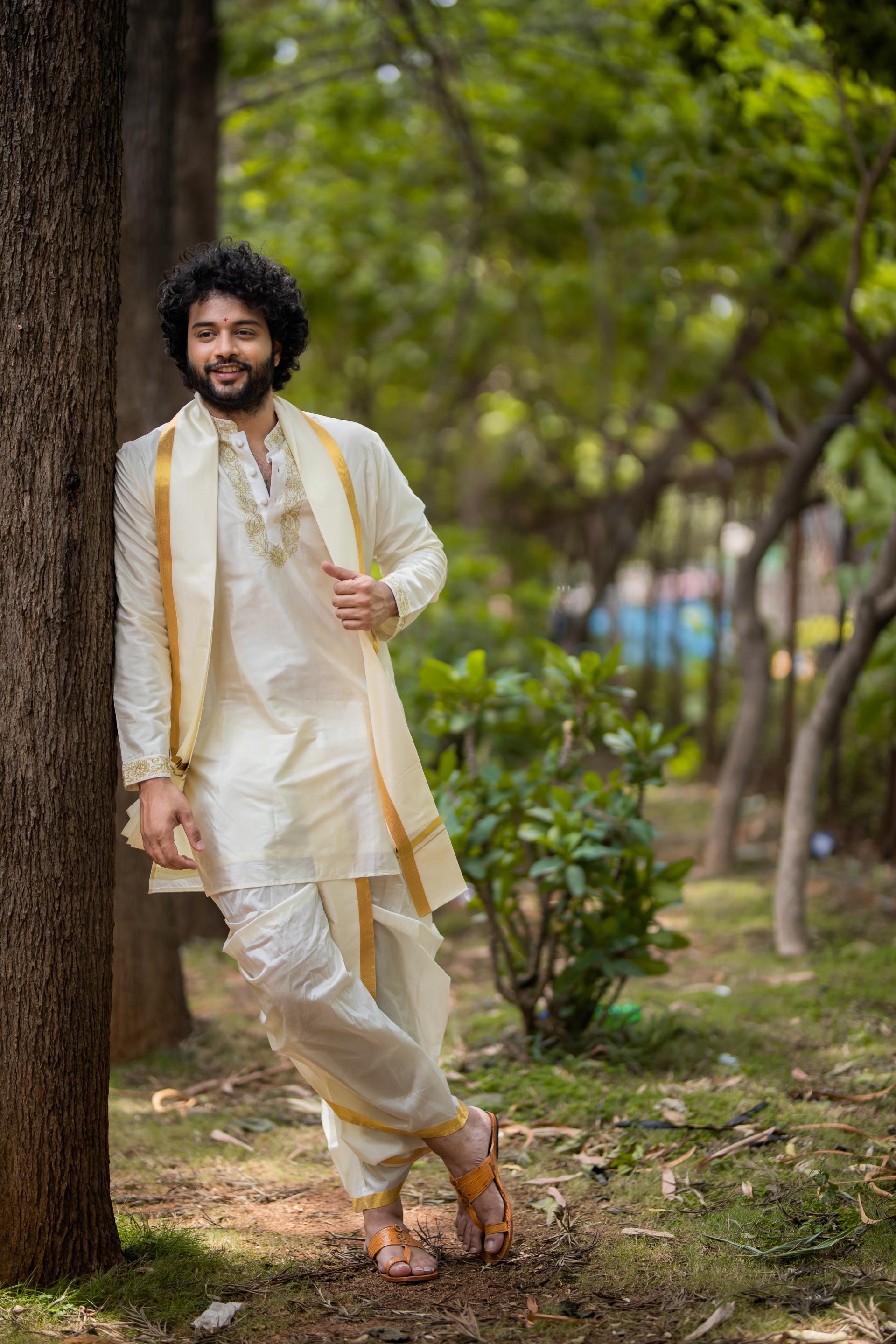 Men's Machine Embroidered Pattu Set