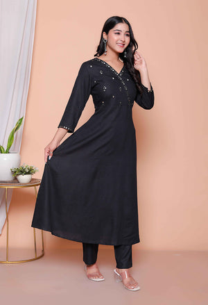 Color_Black