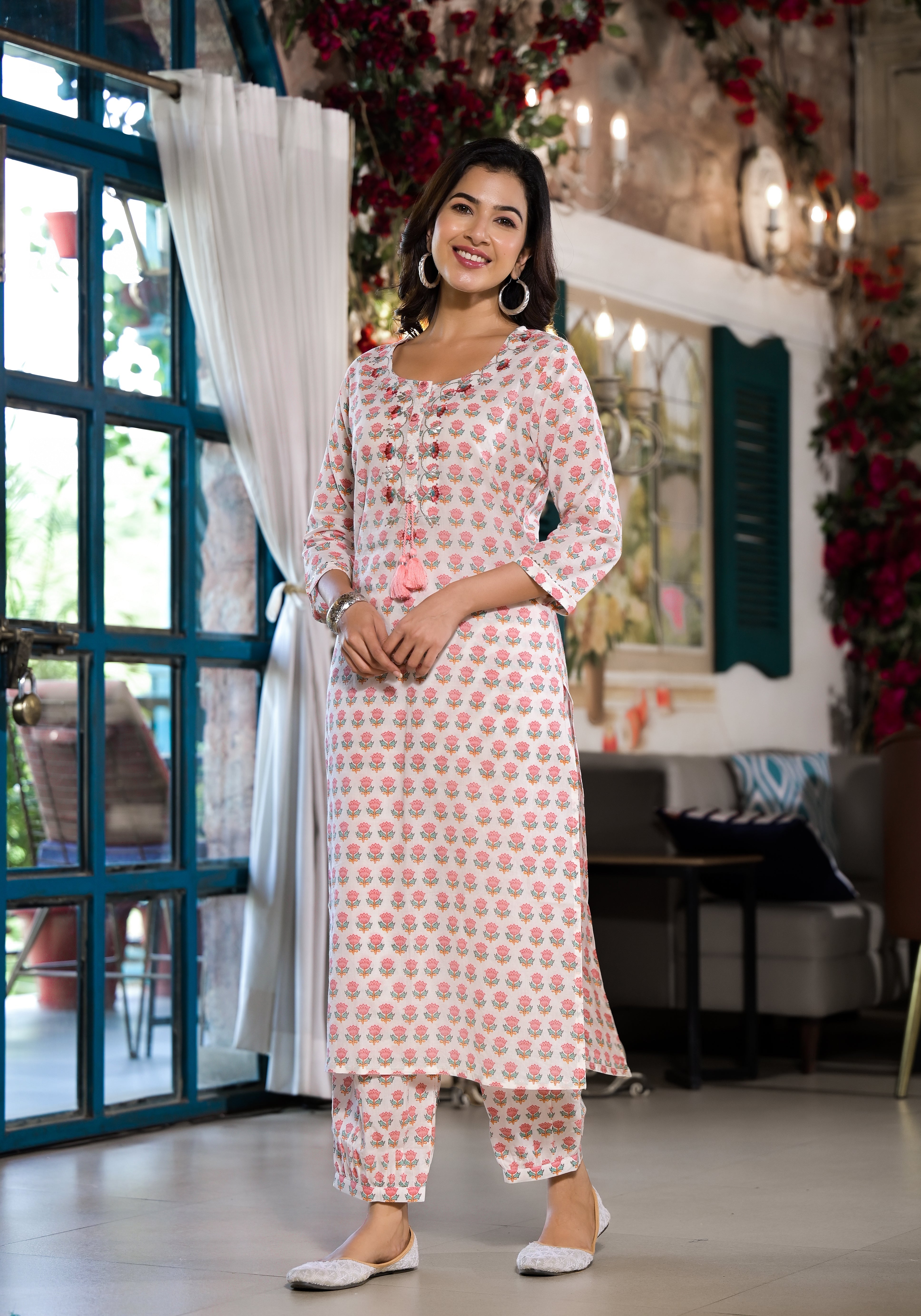 Women's White & Pink Floral Printed Cotton Kurta with Trouser