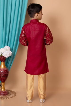 Color_Maroon