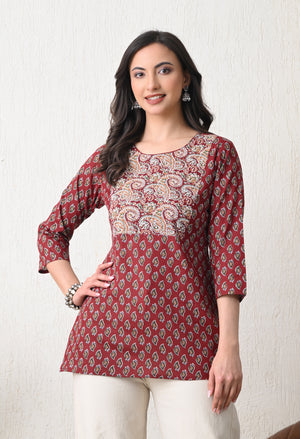 Color_Maroon