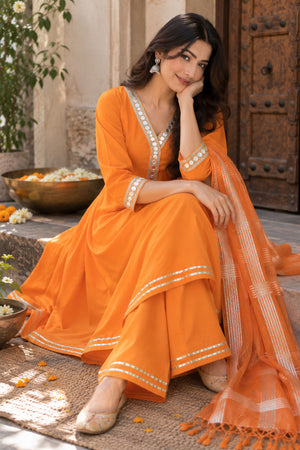 Color_Orange