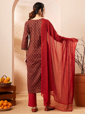 Color_Maroon