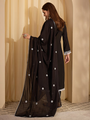 Color_Black
