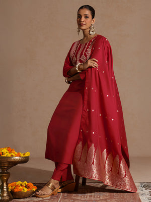 Color_Maroon