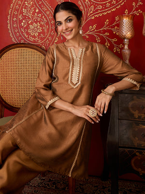 Color_Brown