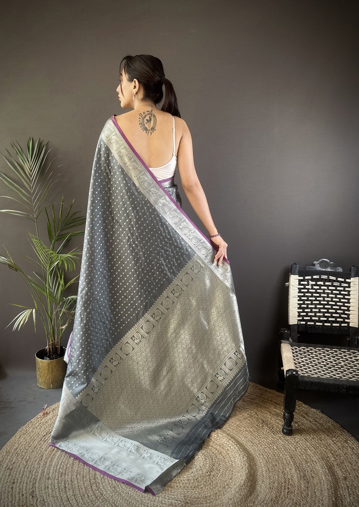 Color_Grey