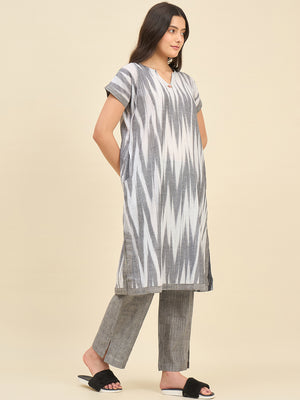 Color_Grey