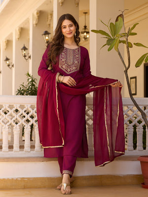 Color_Maroon