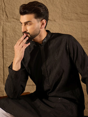 Color_Black