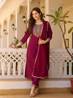 Color_Maroon