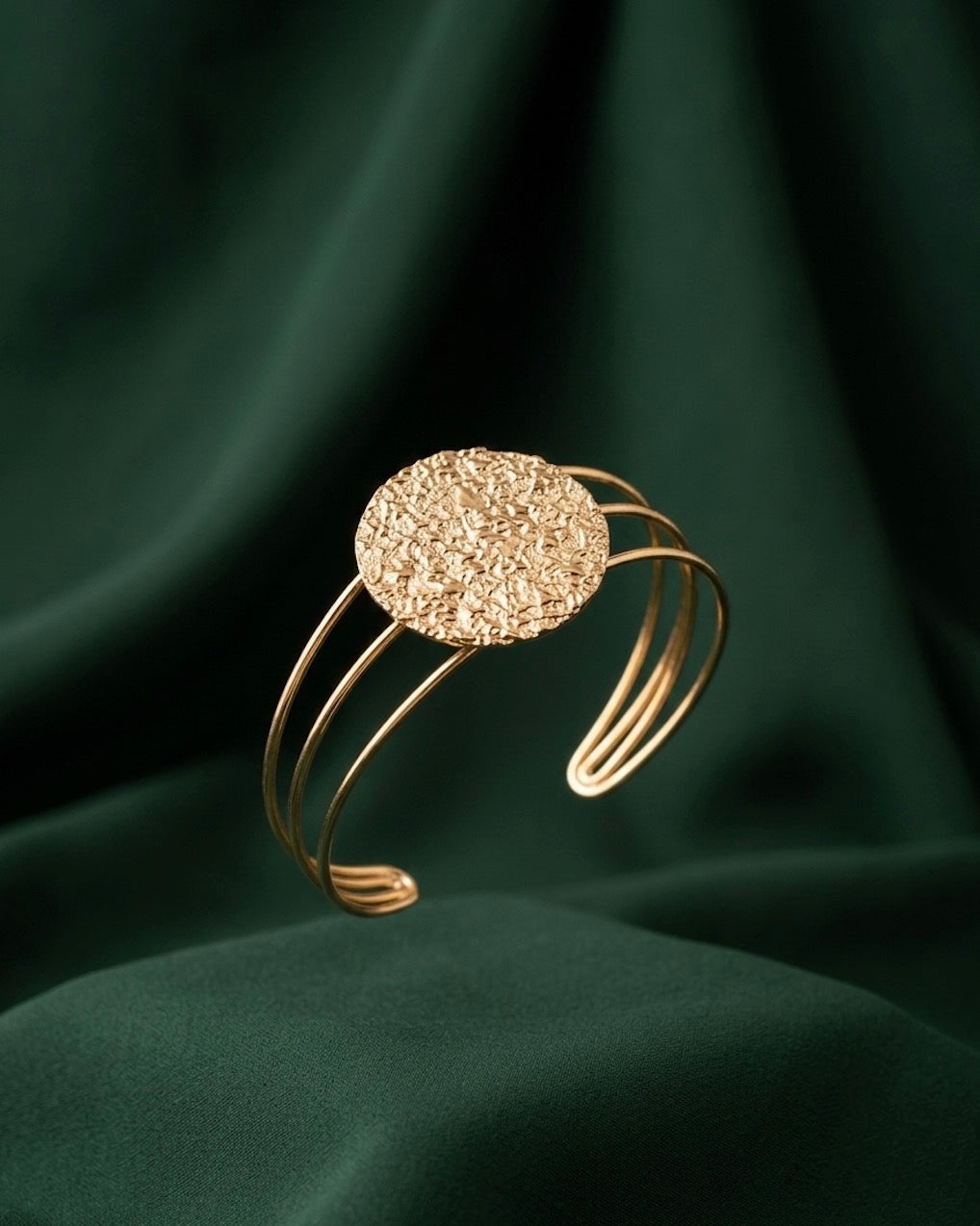 Color_ Gold