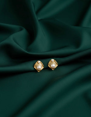 Color_ Gold