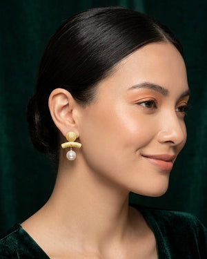 Color_ Gold