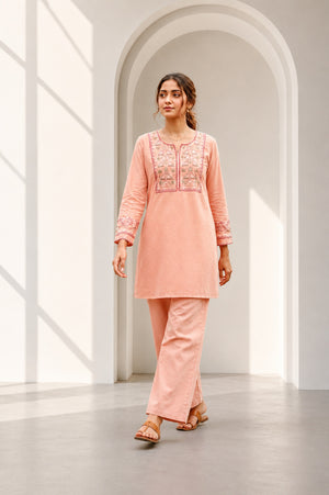 Color_Pink