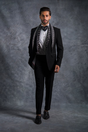 Color_Black