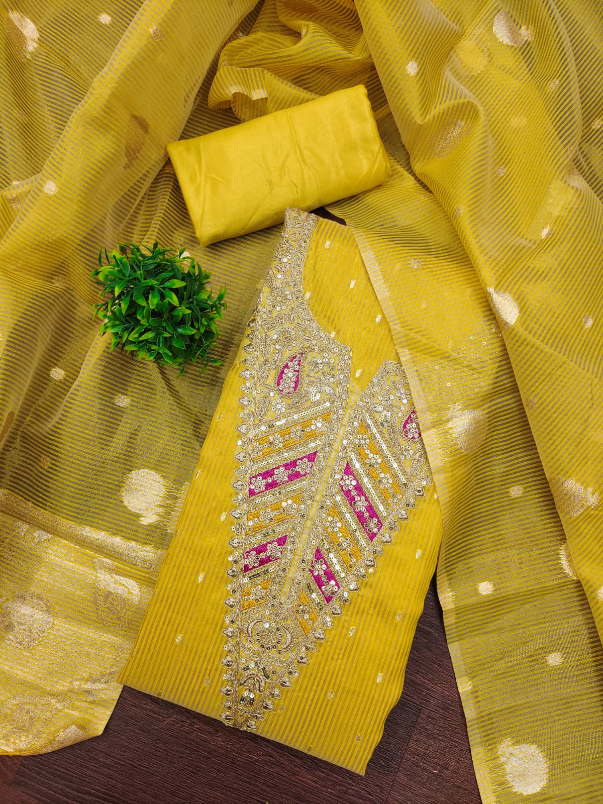 Color_Yellow