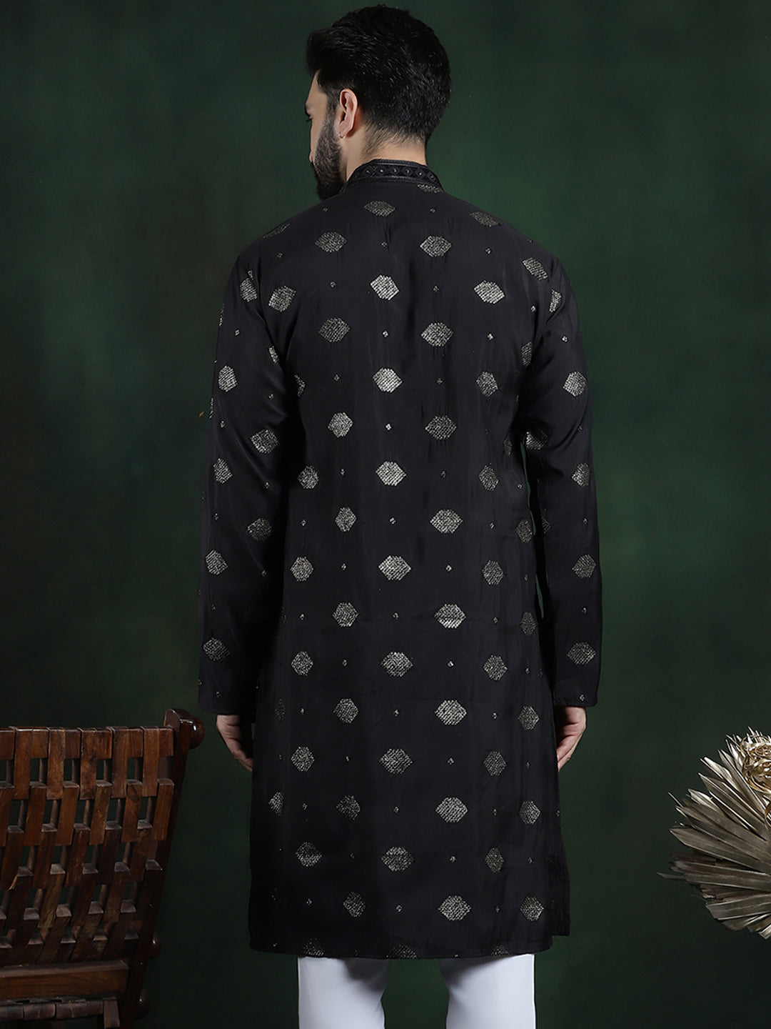 Color_Black
