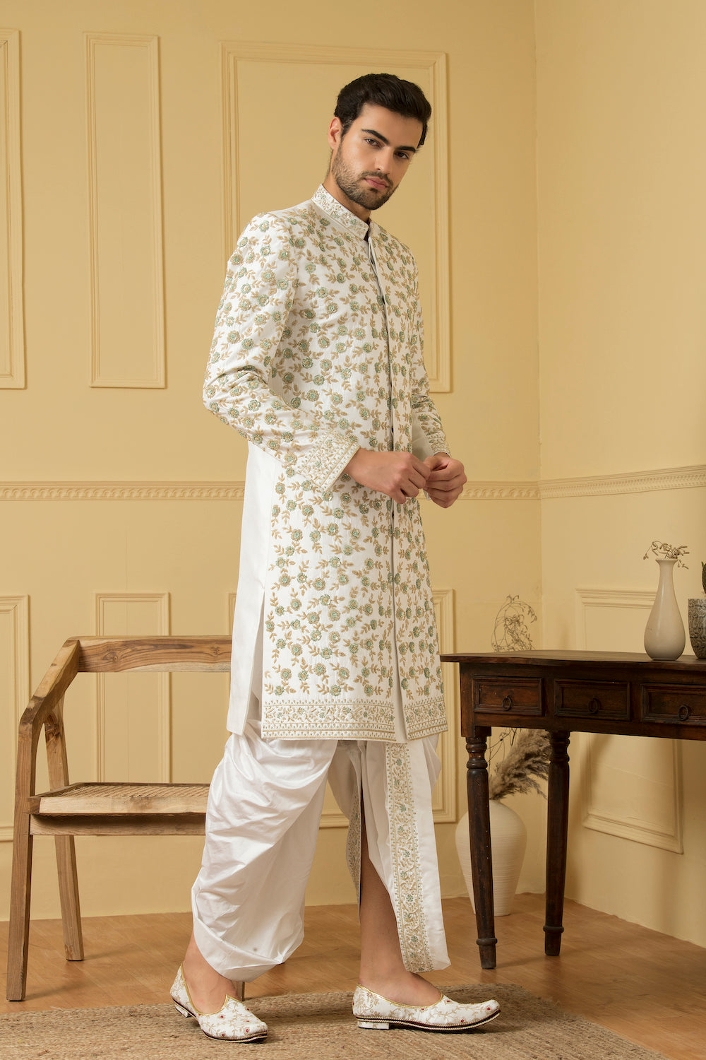 Men's Off White Embroidered Sherwani