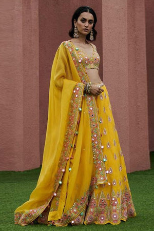 Color_yellow