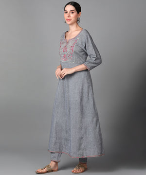 Color_Grey