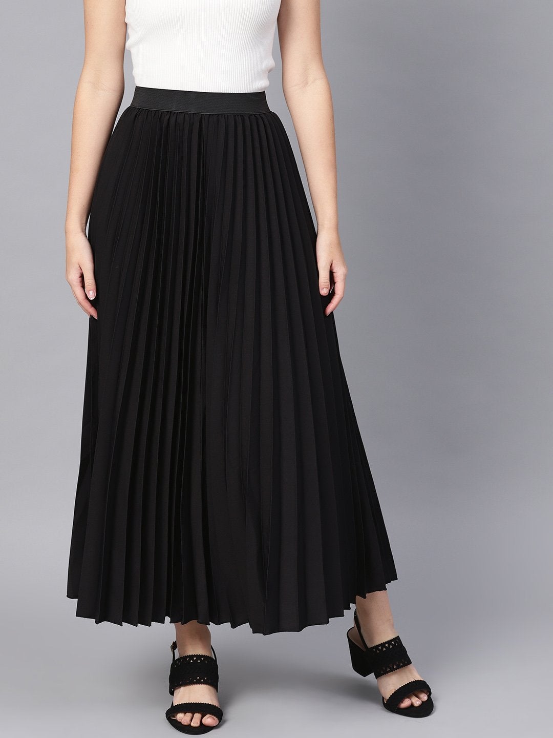 Women's Black Pleated Maxi Skirt