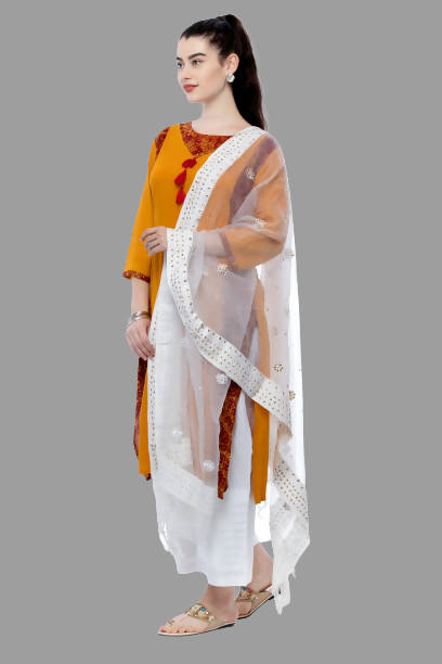 Women's Trendia Orgenza Nug Embroidery White Duppata & Chunni Mfd0004