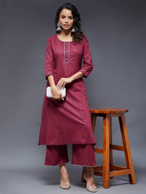 Color_Maroon