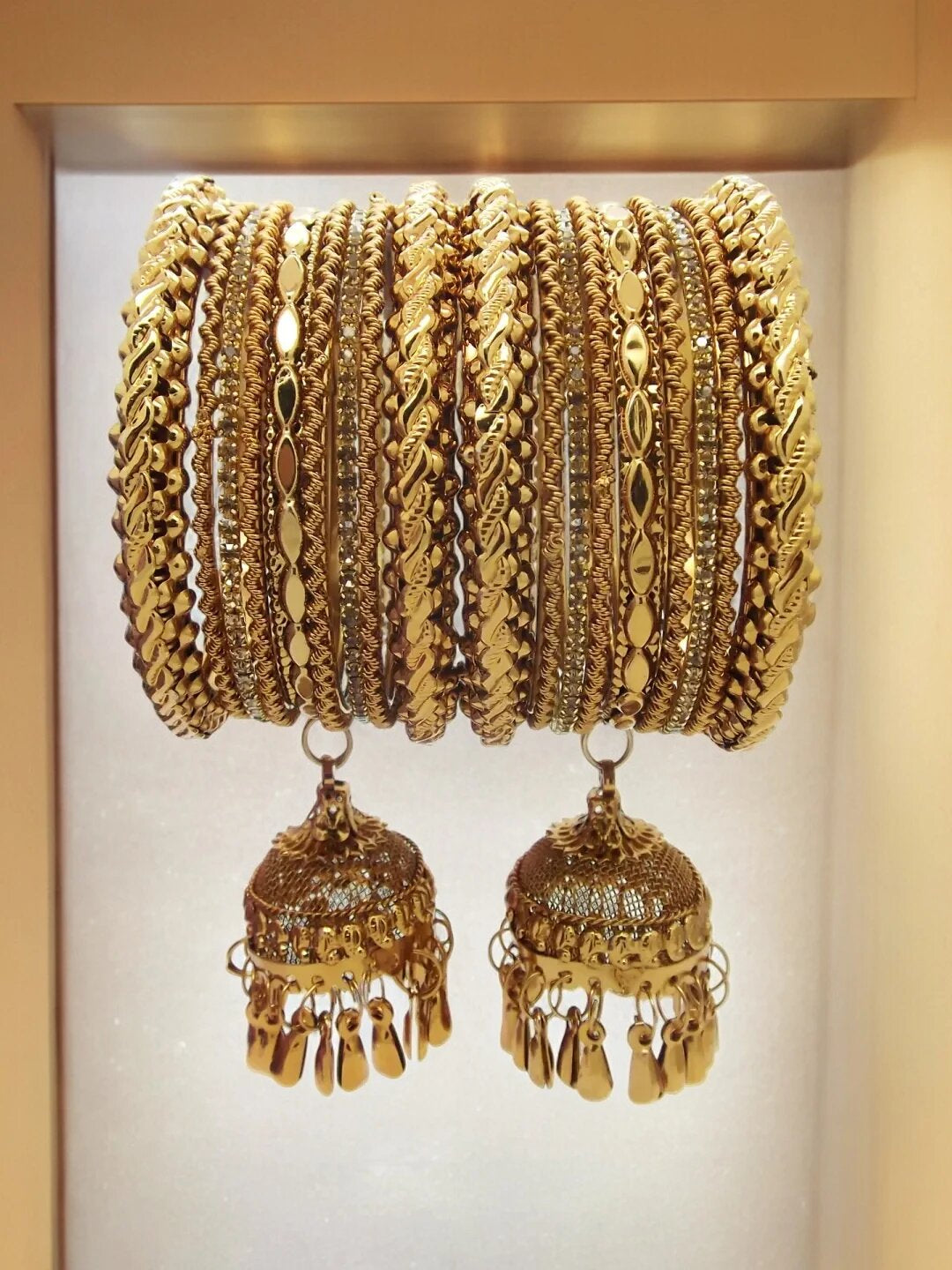 Color_Gold
