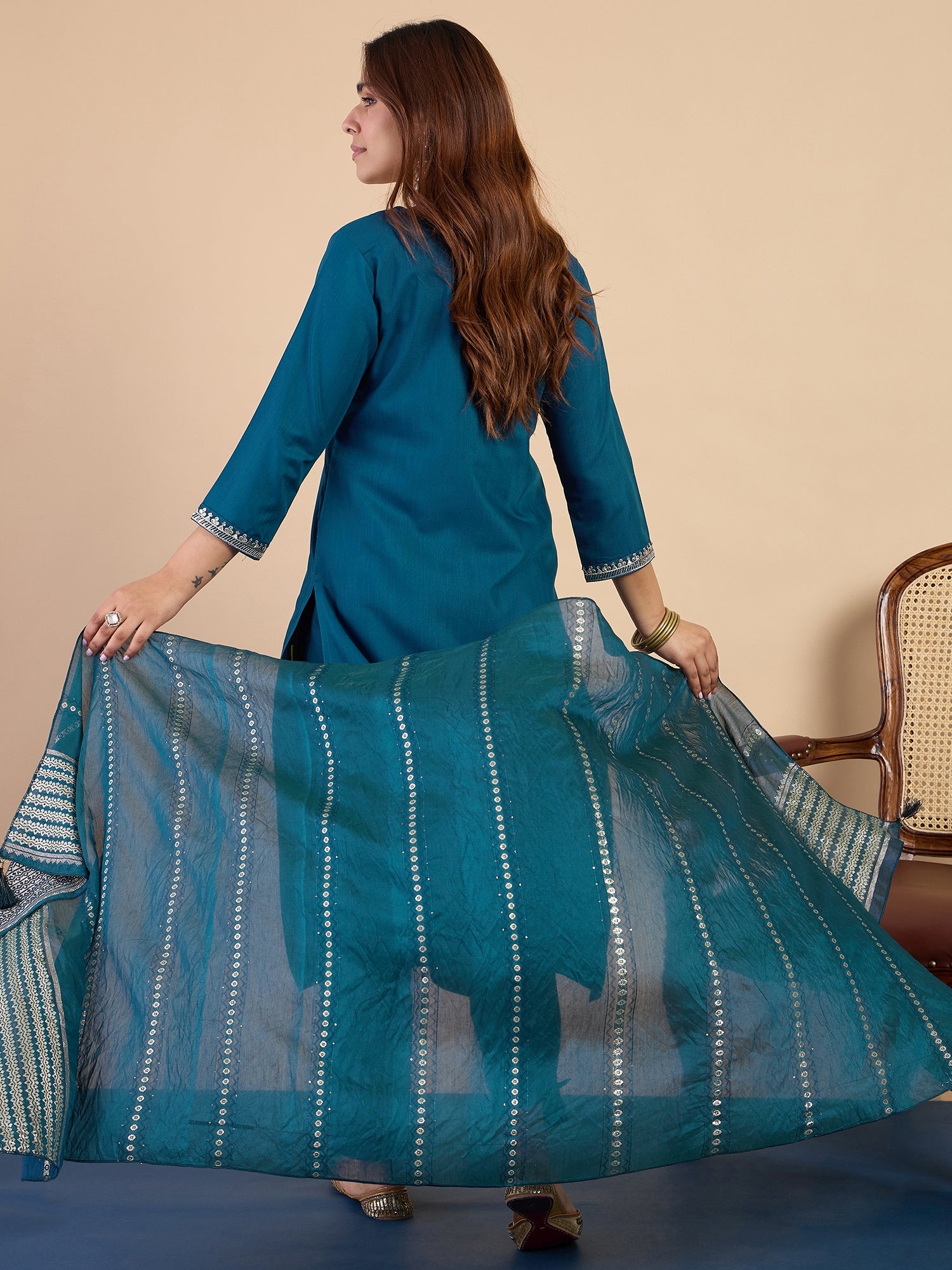 Color_TEAL