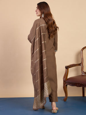 Color_Brown