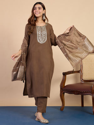 Color_Brown