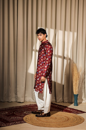 Color_Maroon