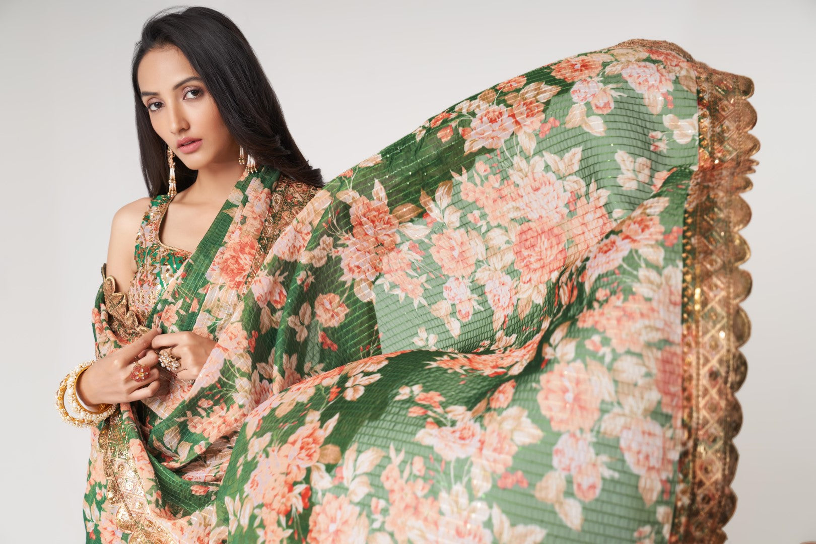 Women's Green Organza Print Saree