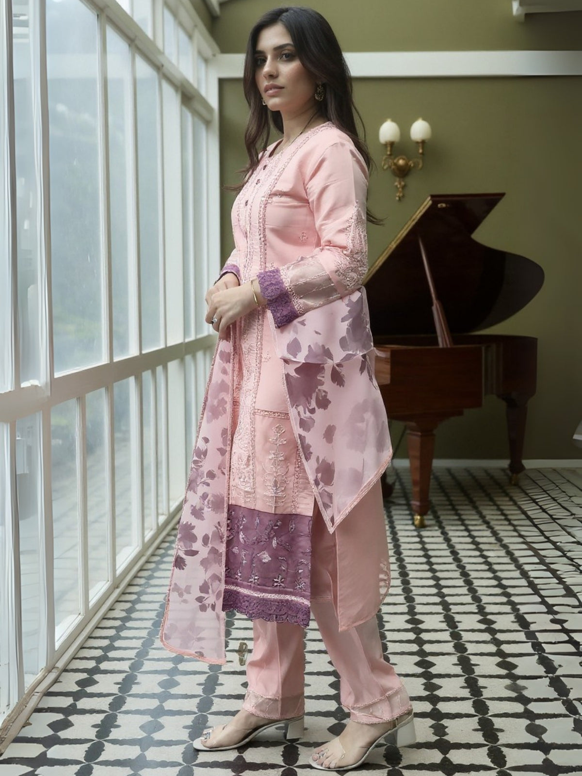 Color_Pink