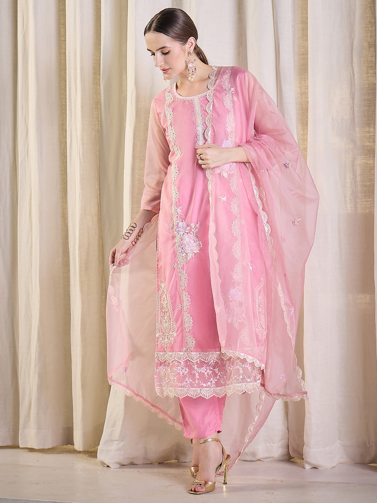 Color_Pink