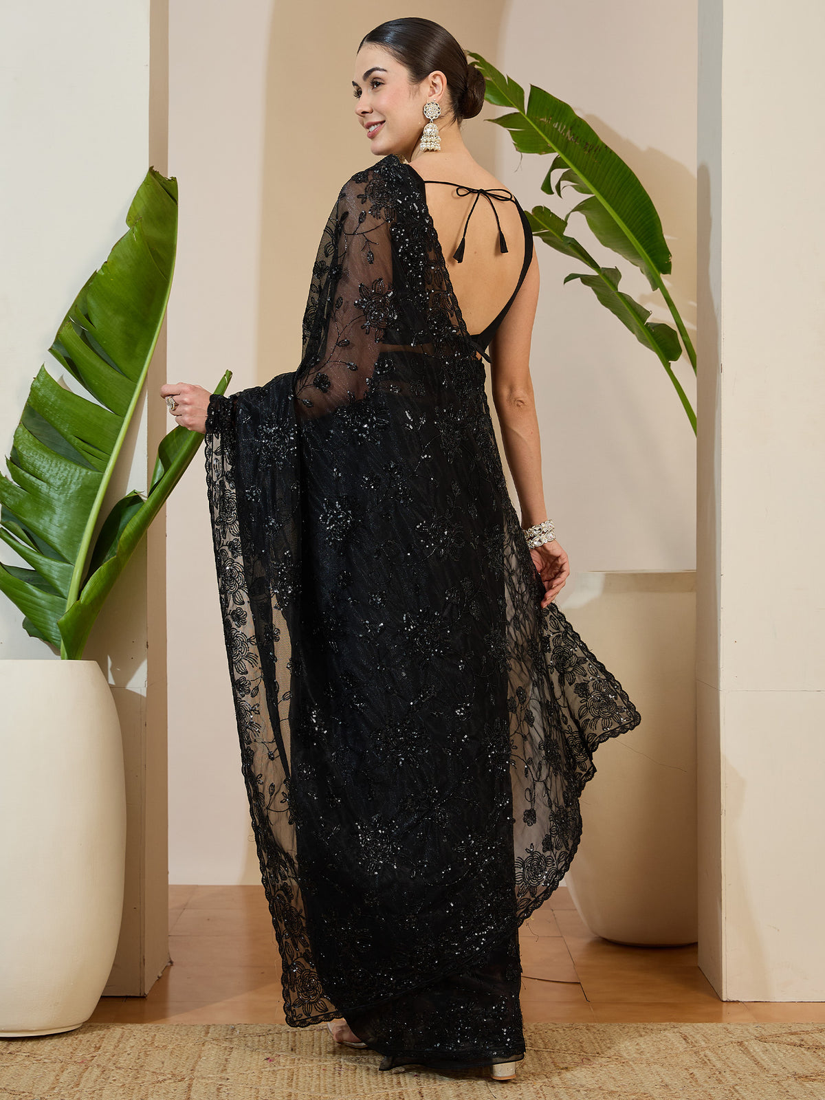 Color_Black